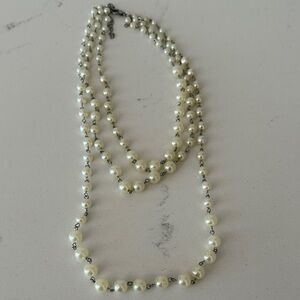 Elegant Pearl Necklace